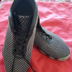 Black Jordans size 11